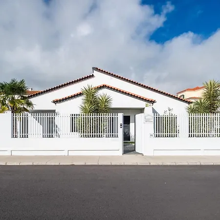 Azores House // Luxury And New House Feriehus *