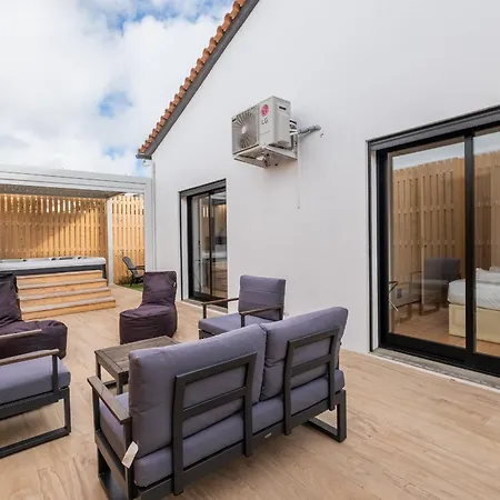 Feriehus Azores House // Luxury And New House Ponta Delgada