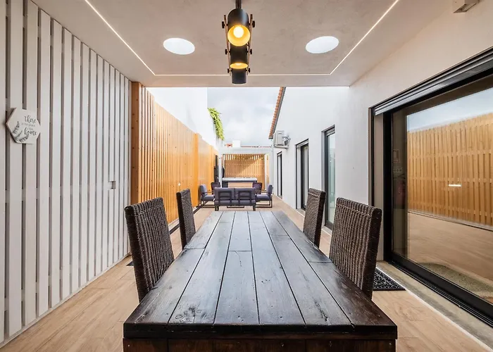 Azores House // Luxury And New House 度假居