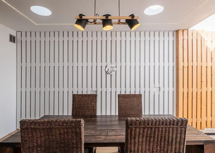 度假居 Azores House // Luxury And New House *