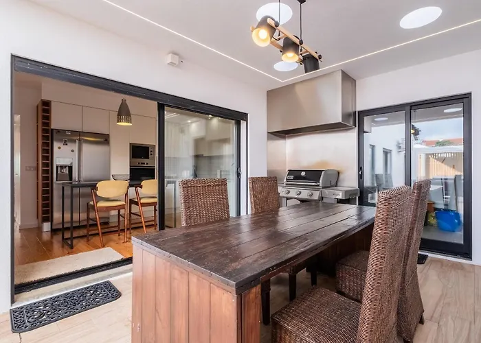 Azores House // Luxury And New House 度假居 *