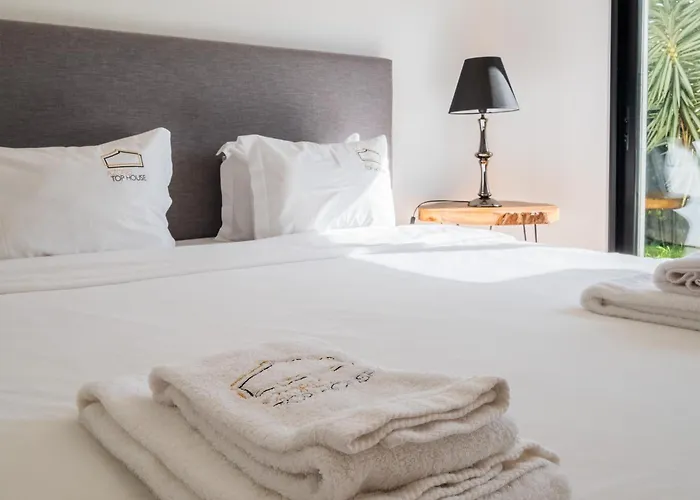 Azores House // Luxury And New House 度假居