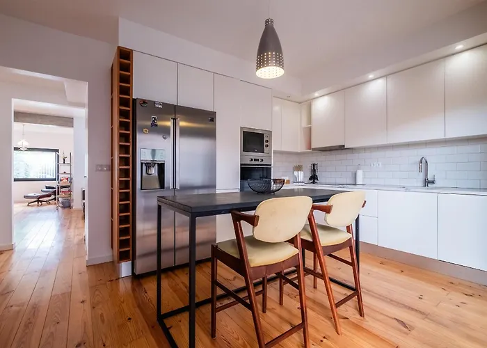 Azores House // Luxury And New House 蓬塔德尔加达